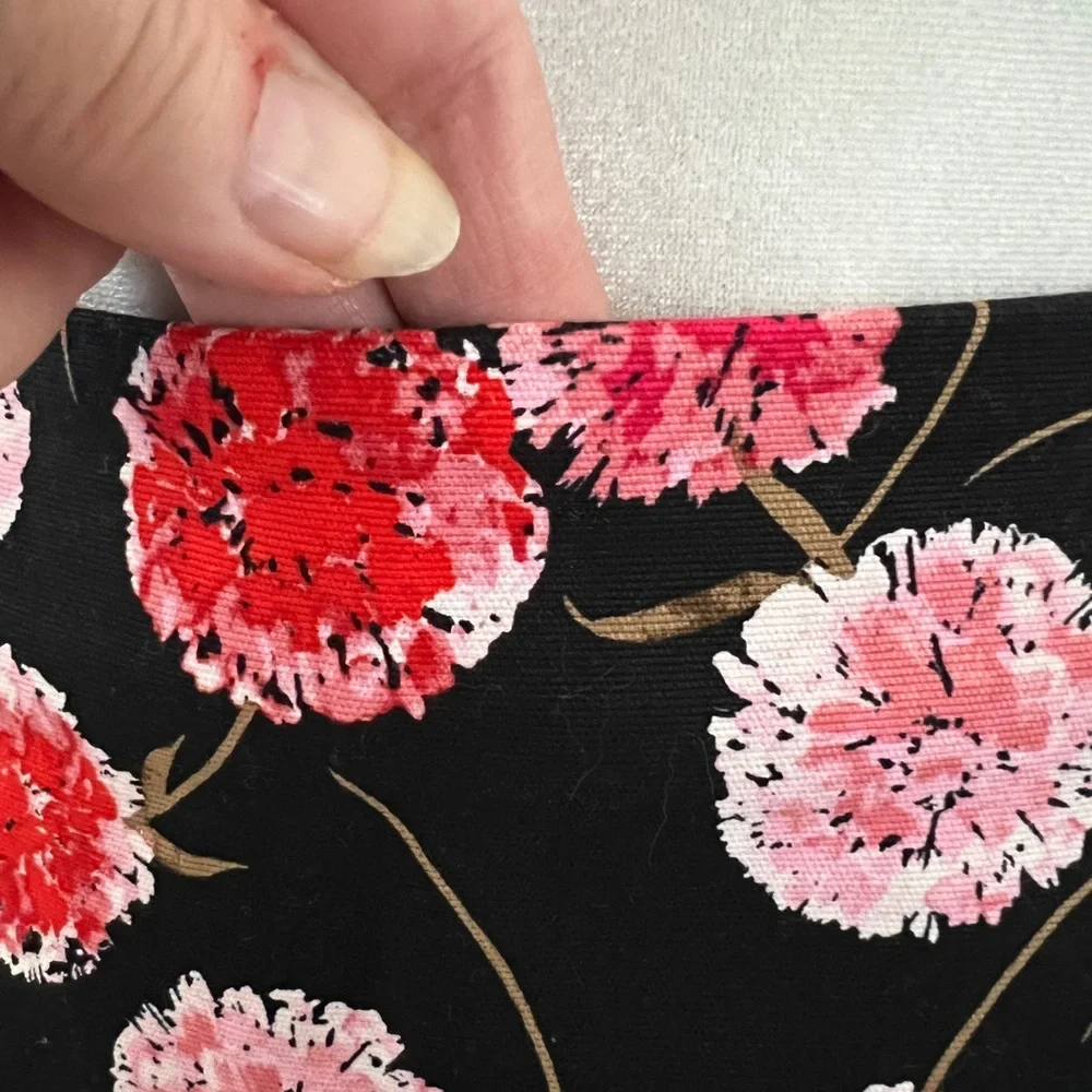 Talbots Black and Pink Floral Pencil Skirt Size: 2 Petite‎ NEW